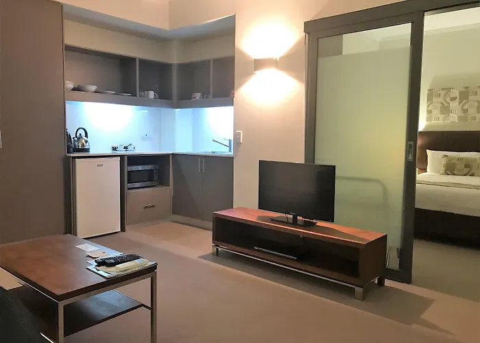New Haus By Hougoumont Hotel, Former Bannister 22